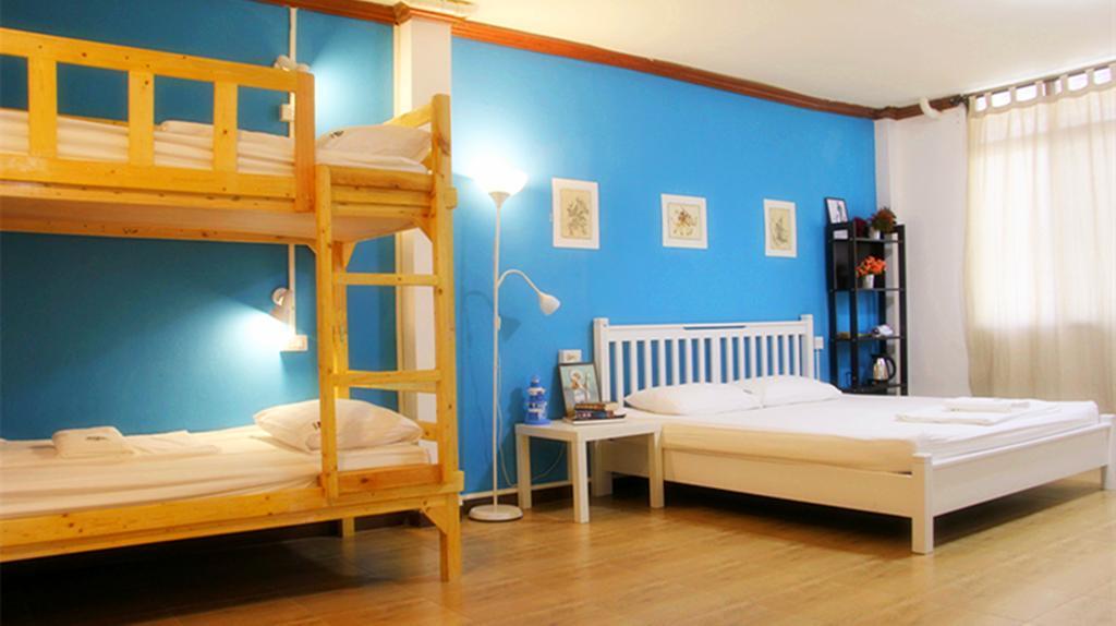Tree Hostel Bangkok Dış mekan fotoğraf