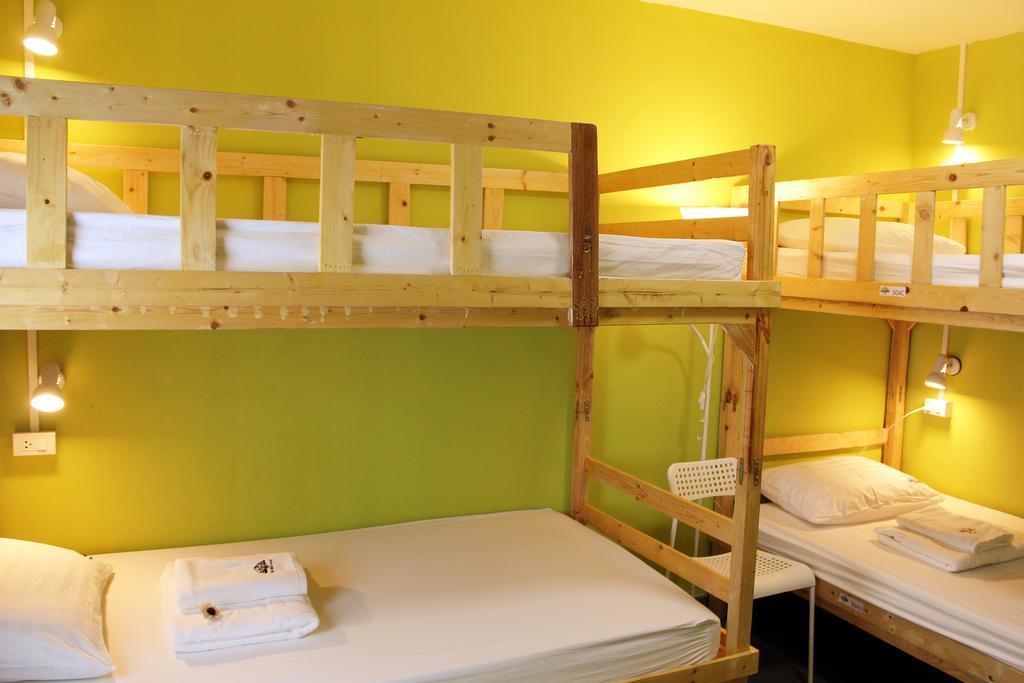Tree Hostel Bangkok Dış mekan fotoğraf